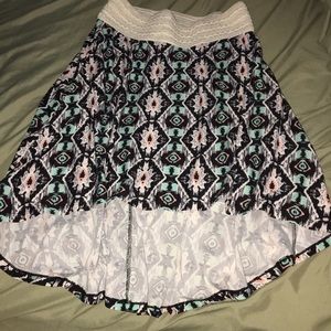 Hi-front Lo-back skirt
